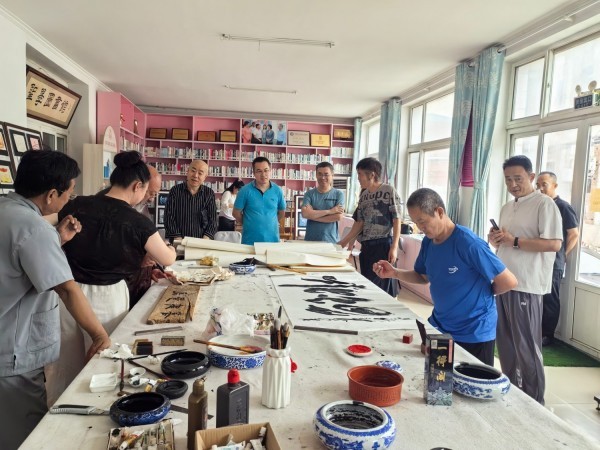 饺子就书香，圣学图书馆里开起跨界“雅集”